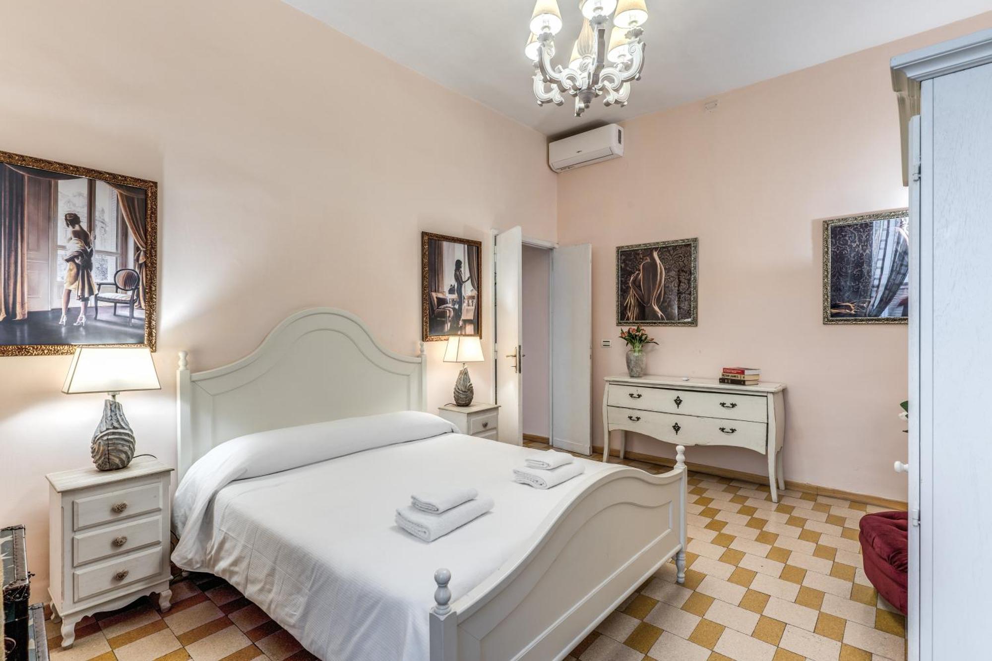 Apartment Pastini Rom